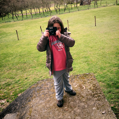 María facéndome un retrato coa Holga